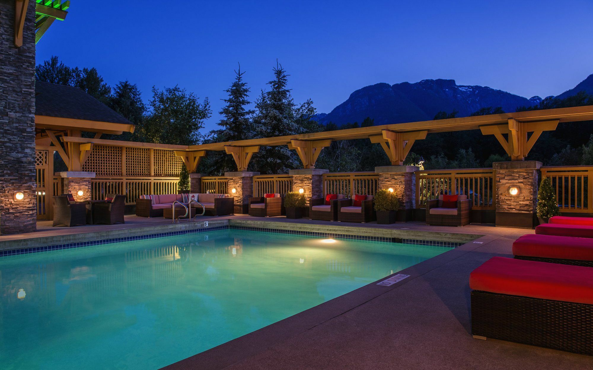 Executive Suites Hotel And Resort, Squamish Luaran gambar